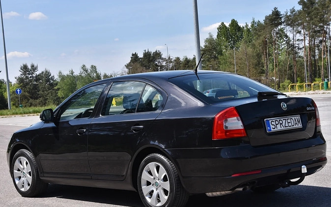 Skoda Octavia cena 19900 przebieg: 200000, rok produkcji 2011 z Kielce małe 667